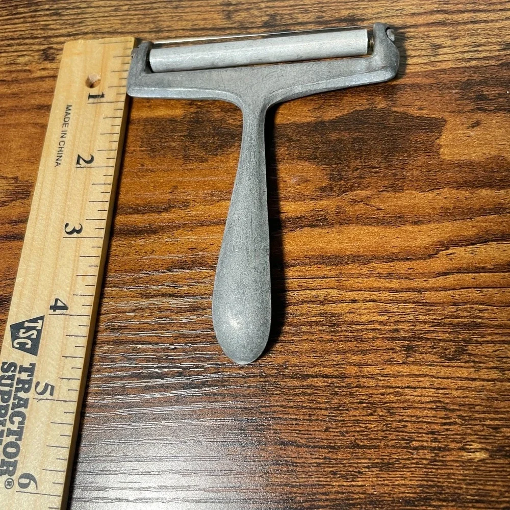 Vtg  Susi Swiss Garlic Press, Vtg CK. Taiwan Cheese Slicer Aluminum Lot